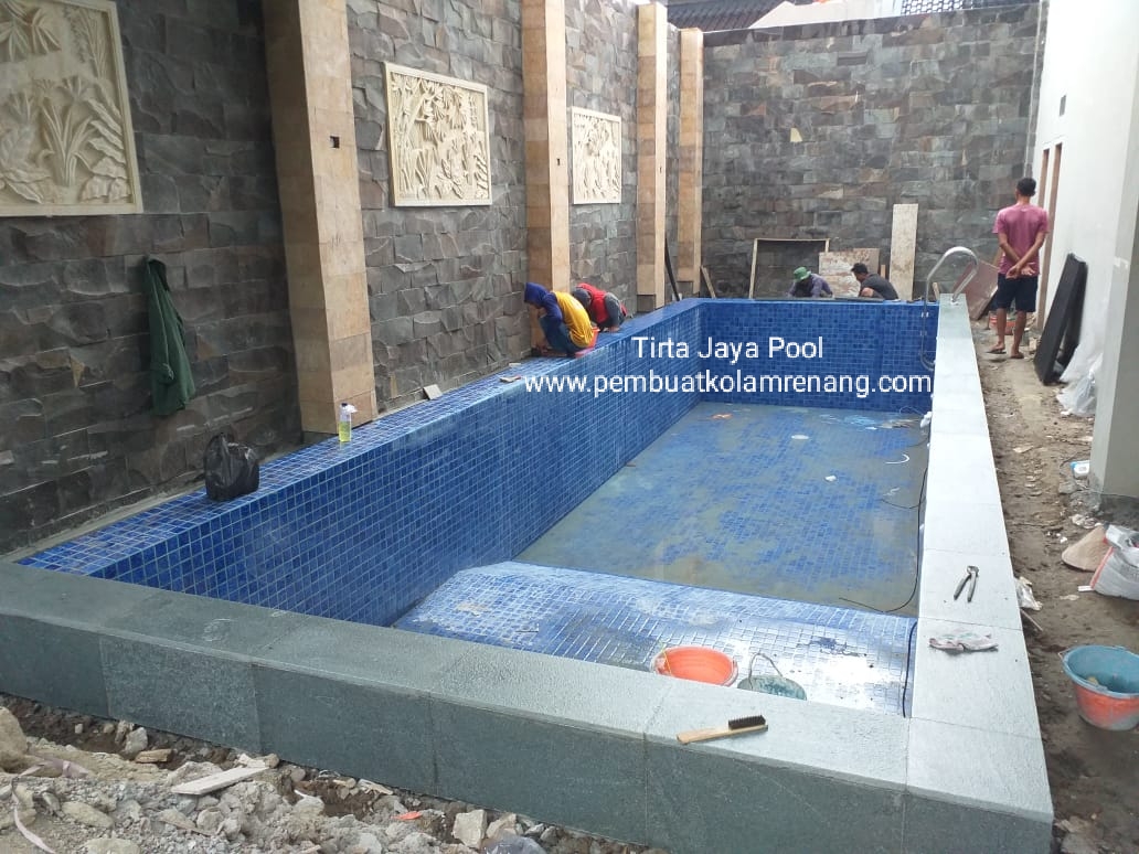 jasa pembuatan kolam renang, kontraktor kolam renang, pembuatan kolam renang, desain kolam renang, harga pembuatan kolam renang, kontraktor kolam renang jogja
